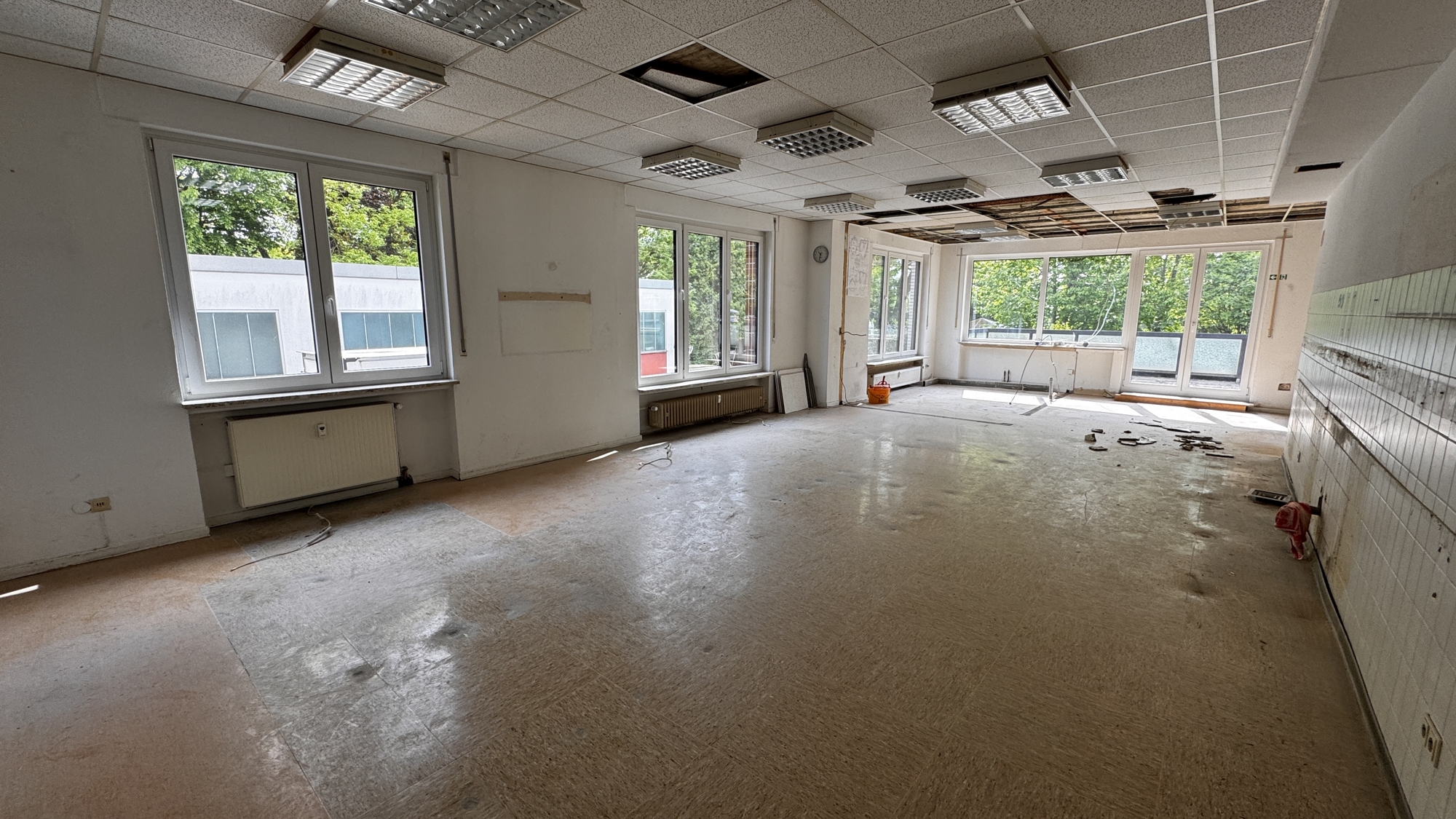 PROVISIONSFREI: Lust Hand anzulegen?, 34134 Kassel, Bürofläche