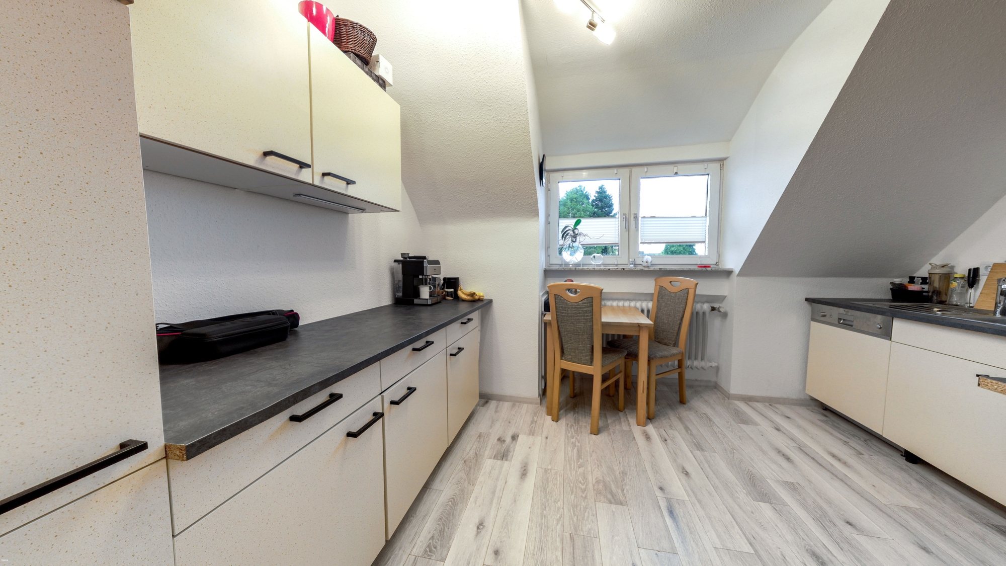 Immernoch wie neu, 34123 Kassel / Forstfeld, Dachgeschosswohnung