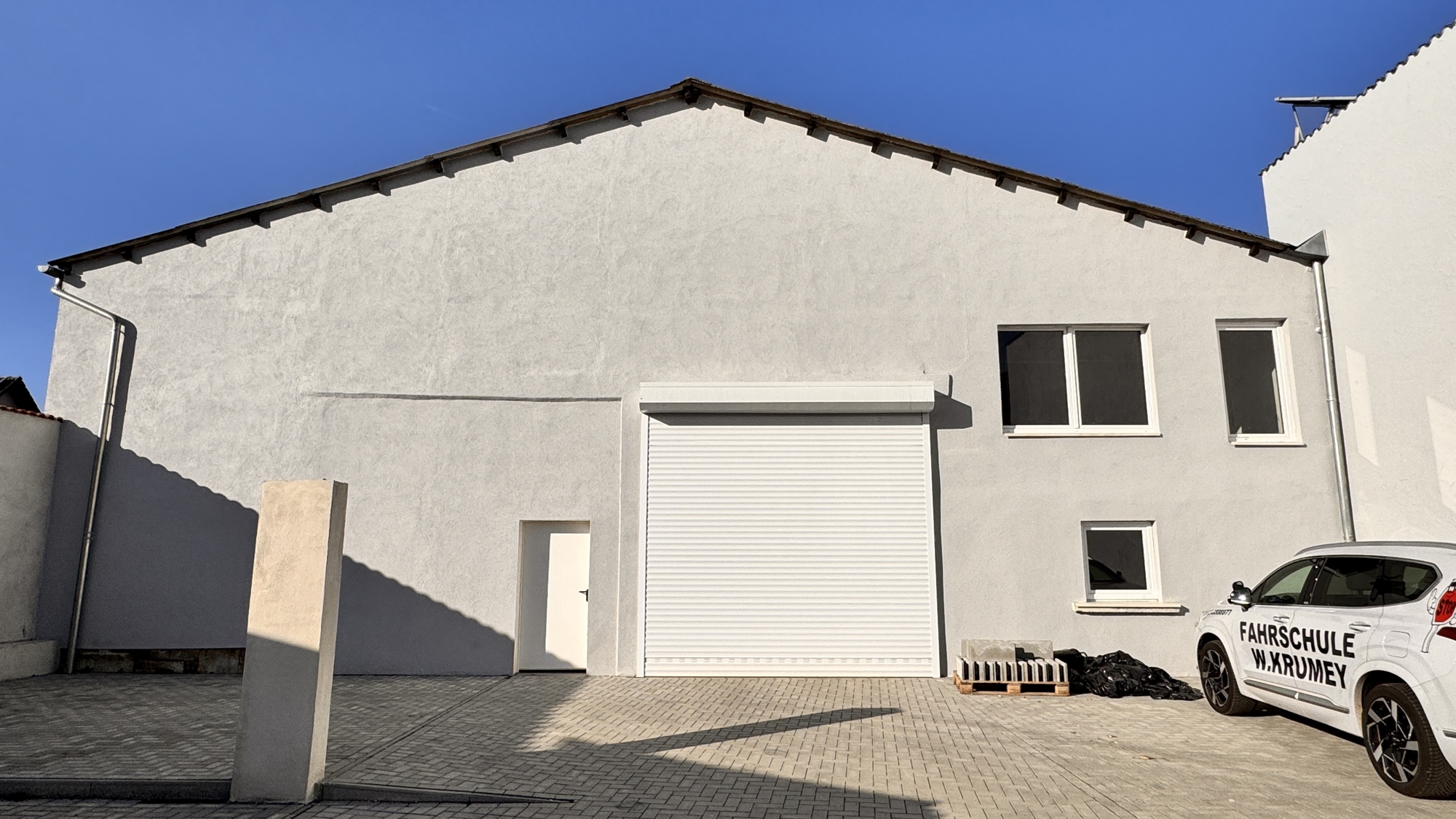 PROVISIONSFREI: Eine Halle, viele Möglichkeiten, 34355 Staufenberg, Halle