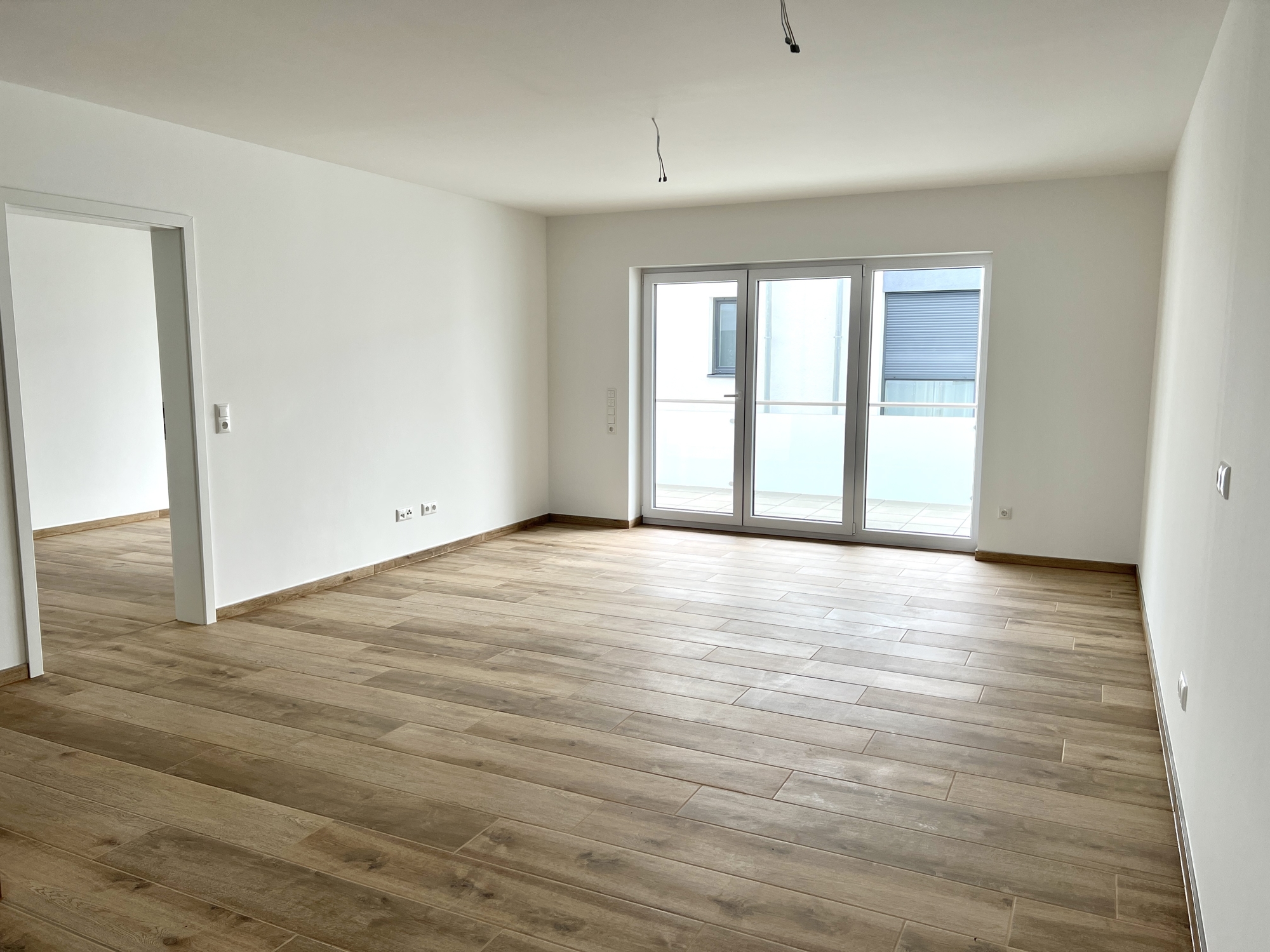 Alles glänzt noch so schön neu, 34317 Habichtswald / Ehlen, Etagenwohnung