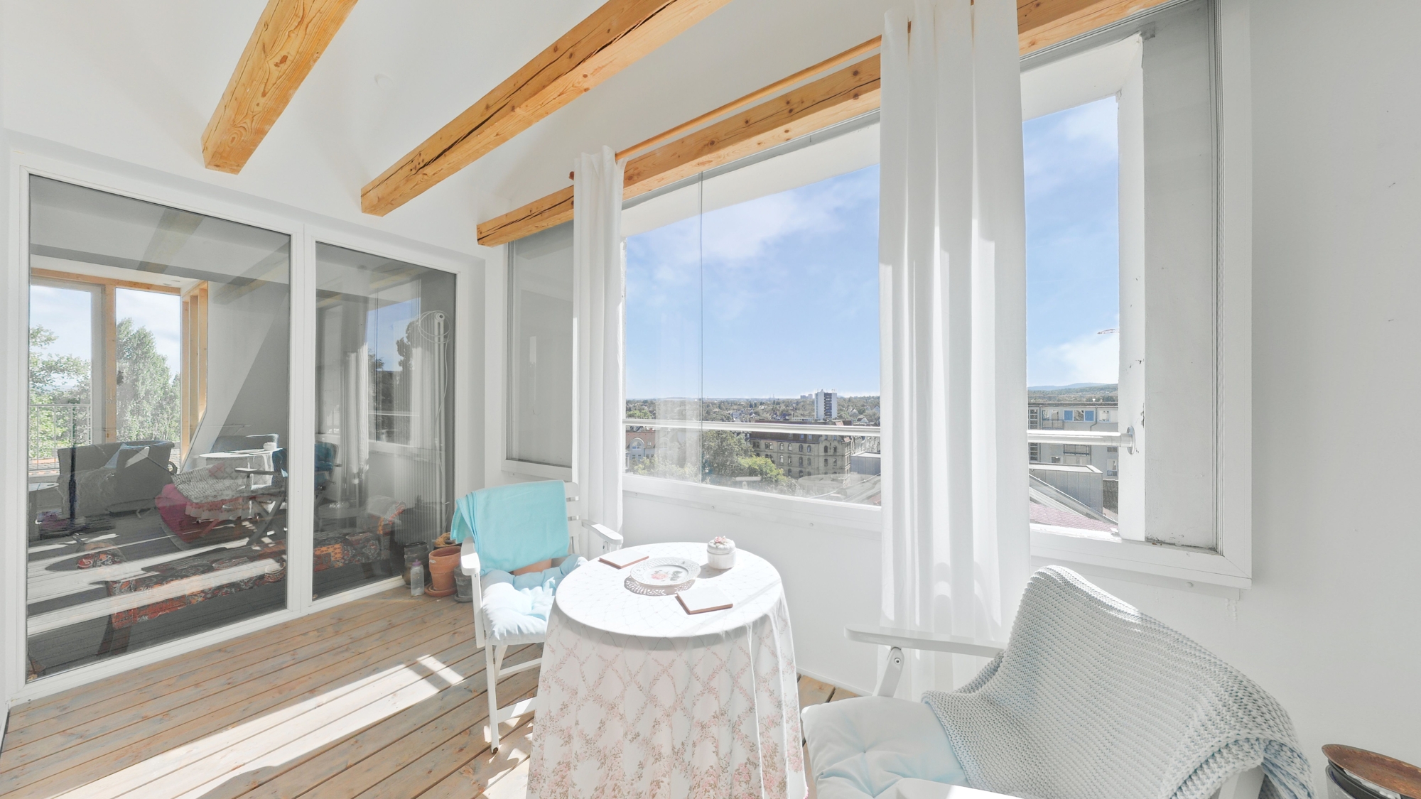 Schöne Aussicht zu vermieten, 34119 Kassel, Dachgeschosswohnung